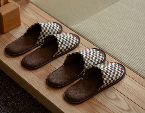 客室スリッパ