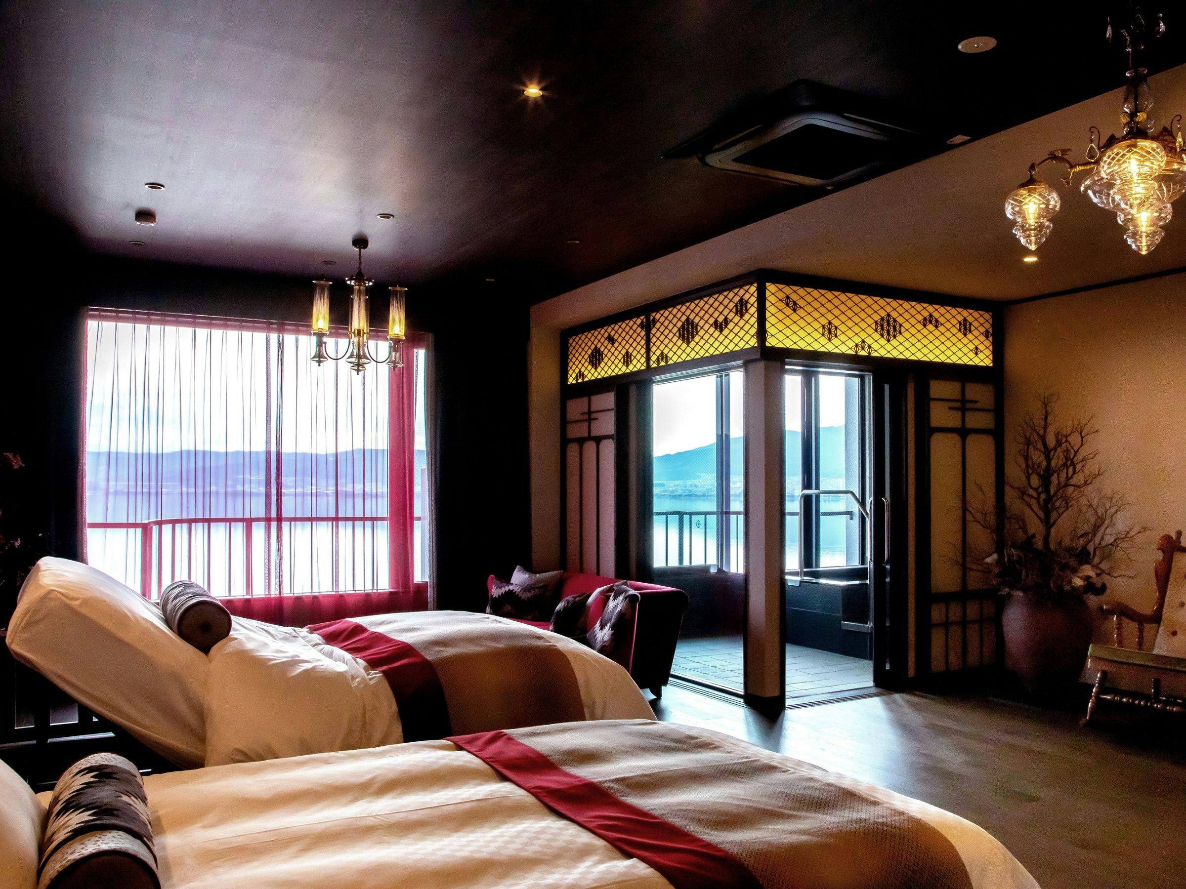 美湖の雫◇露天風呂付スイート【湖側6階】