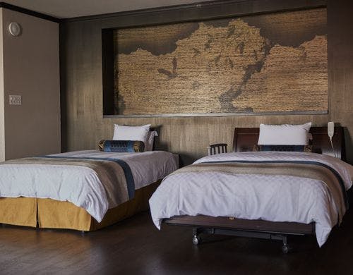 露天風呂付最上階スイート【湖側7階】