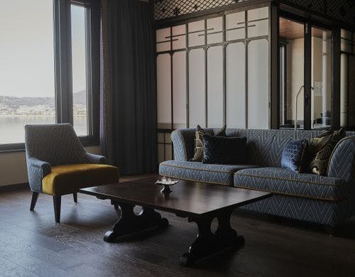 露天風呂付最上階スイート【湖側7階】