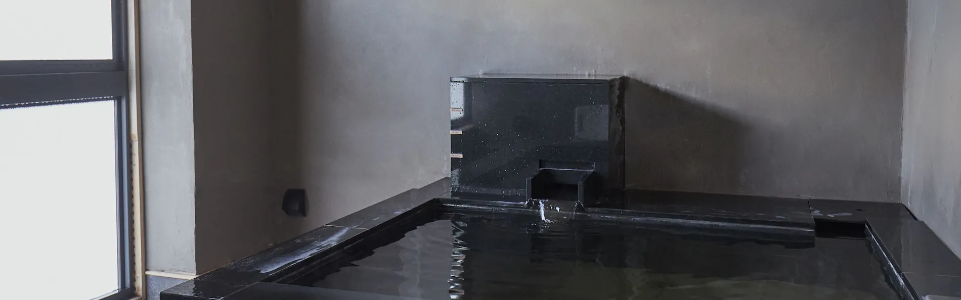 神秘なる諏訪湖に心癒される宿 上諏訪温泉しんゆ