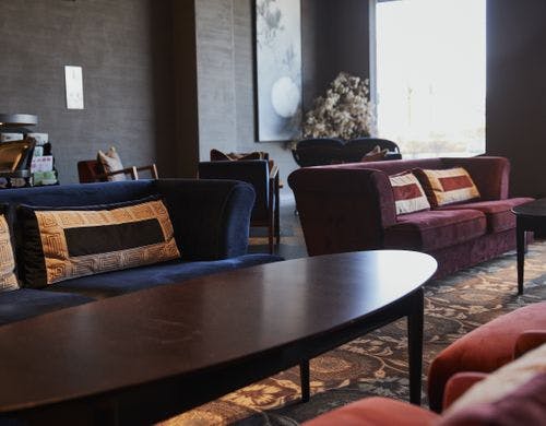 ロビーラウンジ