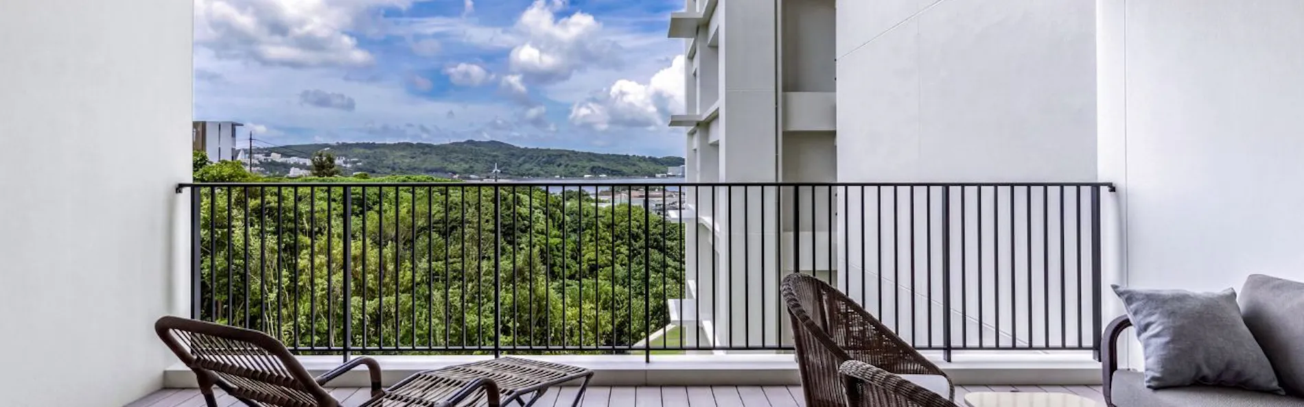BLISSTIA SUITES&RESORT 沖縄恩納村