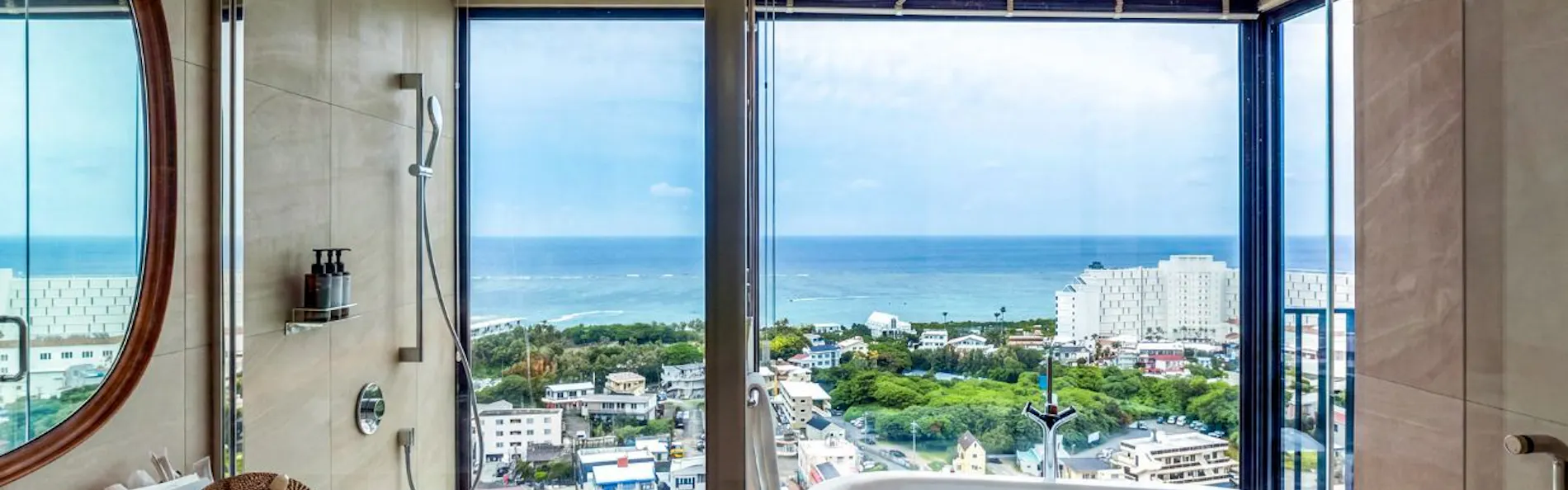 BLISSTIA SUITES&RESORT 沖縄恩納村