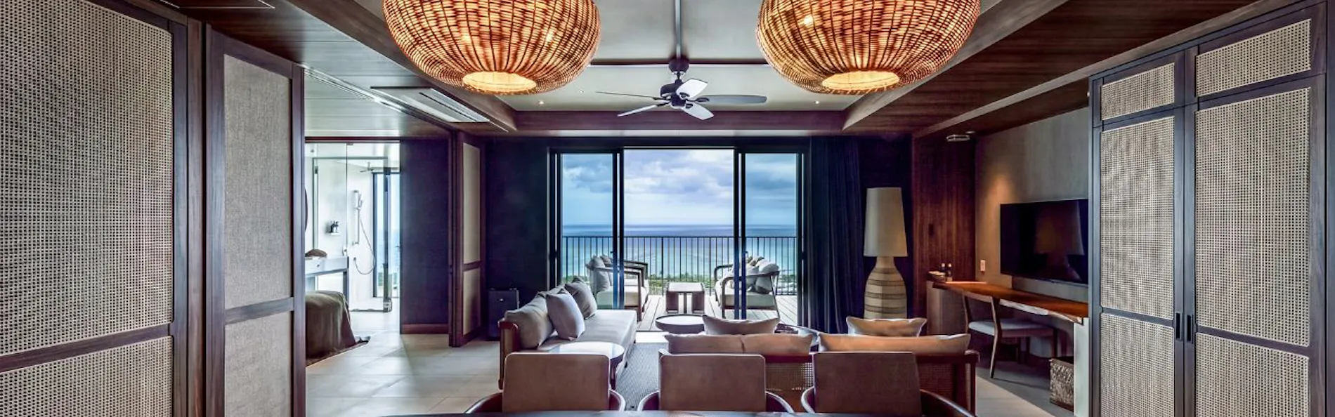 BLISSTIA SUITES&RESORT 沖縄恩納村