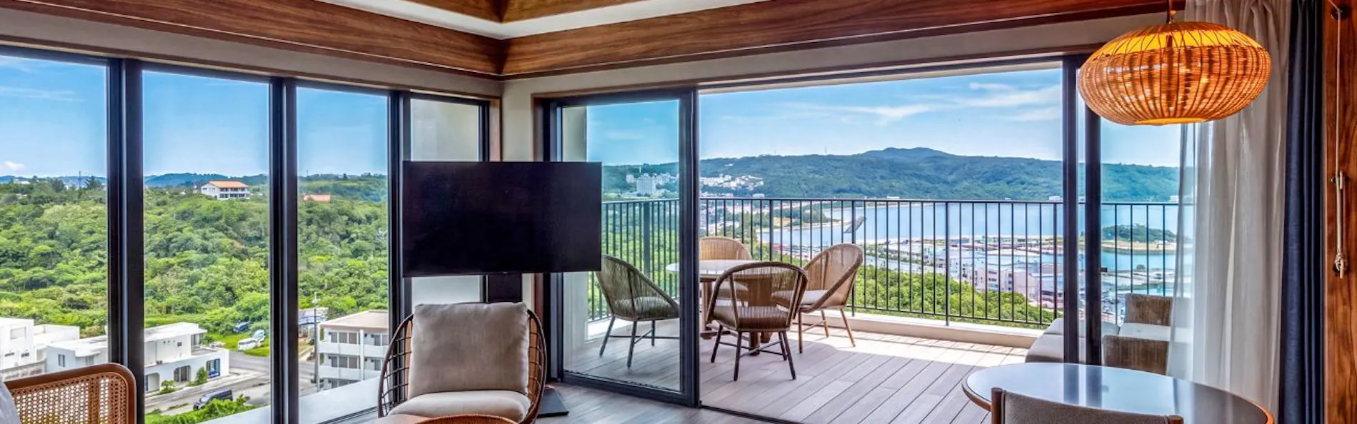BLISSTIA SUITES&RESORT 沖縄恩納村