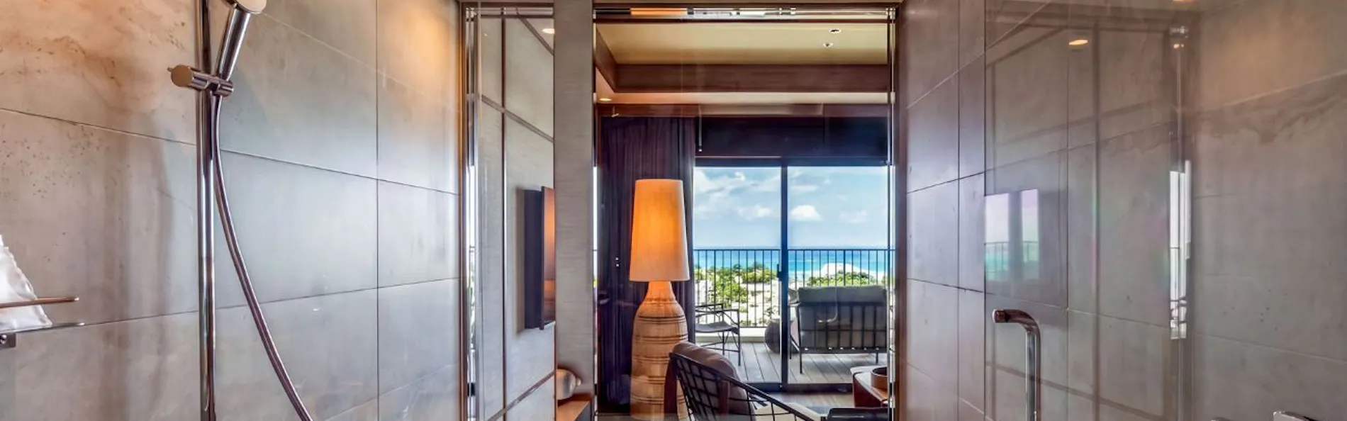 BLISSTIA SUITES&RESORT 沖縄恩納村