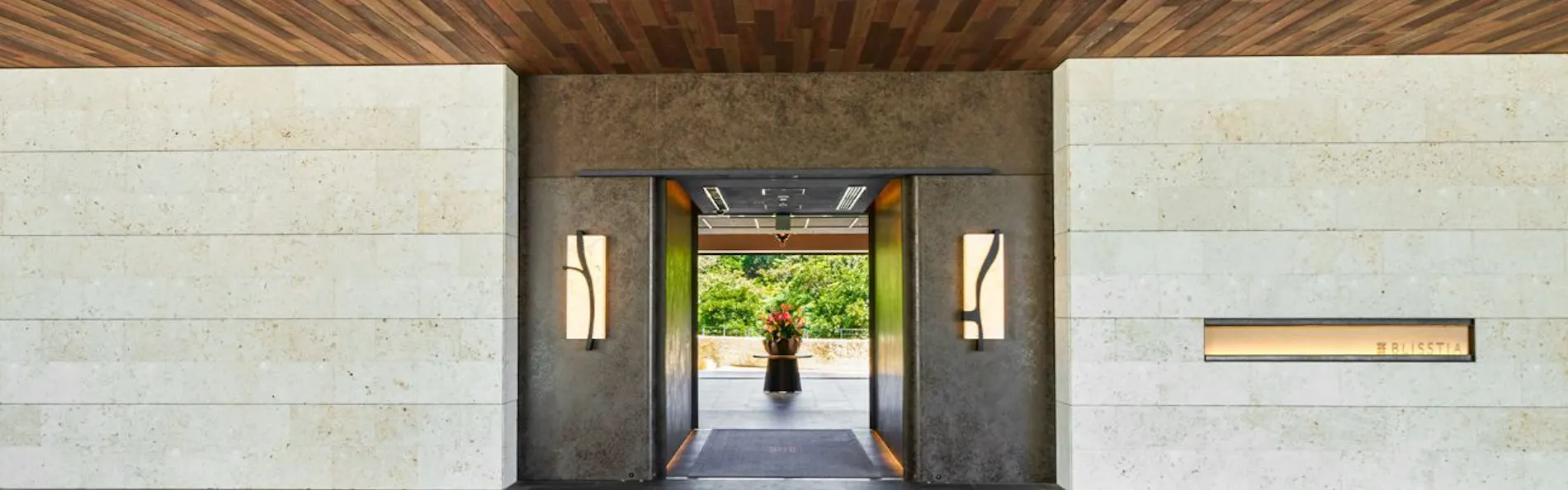 BLISSTIA SUITES&RESORT 沖縄恩納村