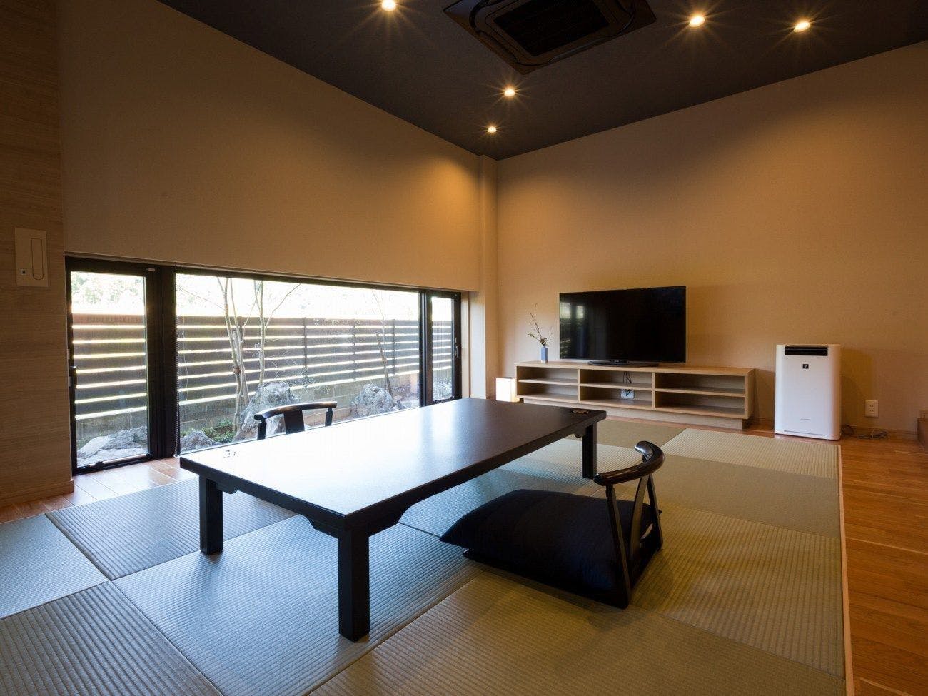 ห้องพักสไตล์ญี่ปุ่นและตะวันตก ขนาด 46 ตารางเมตร เตียงคู่