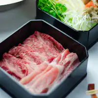 大分和牛・奥豊後豚食べ比べしゃぶしゃぶ