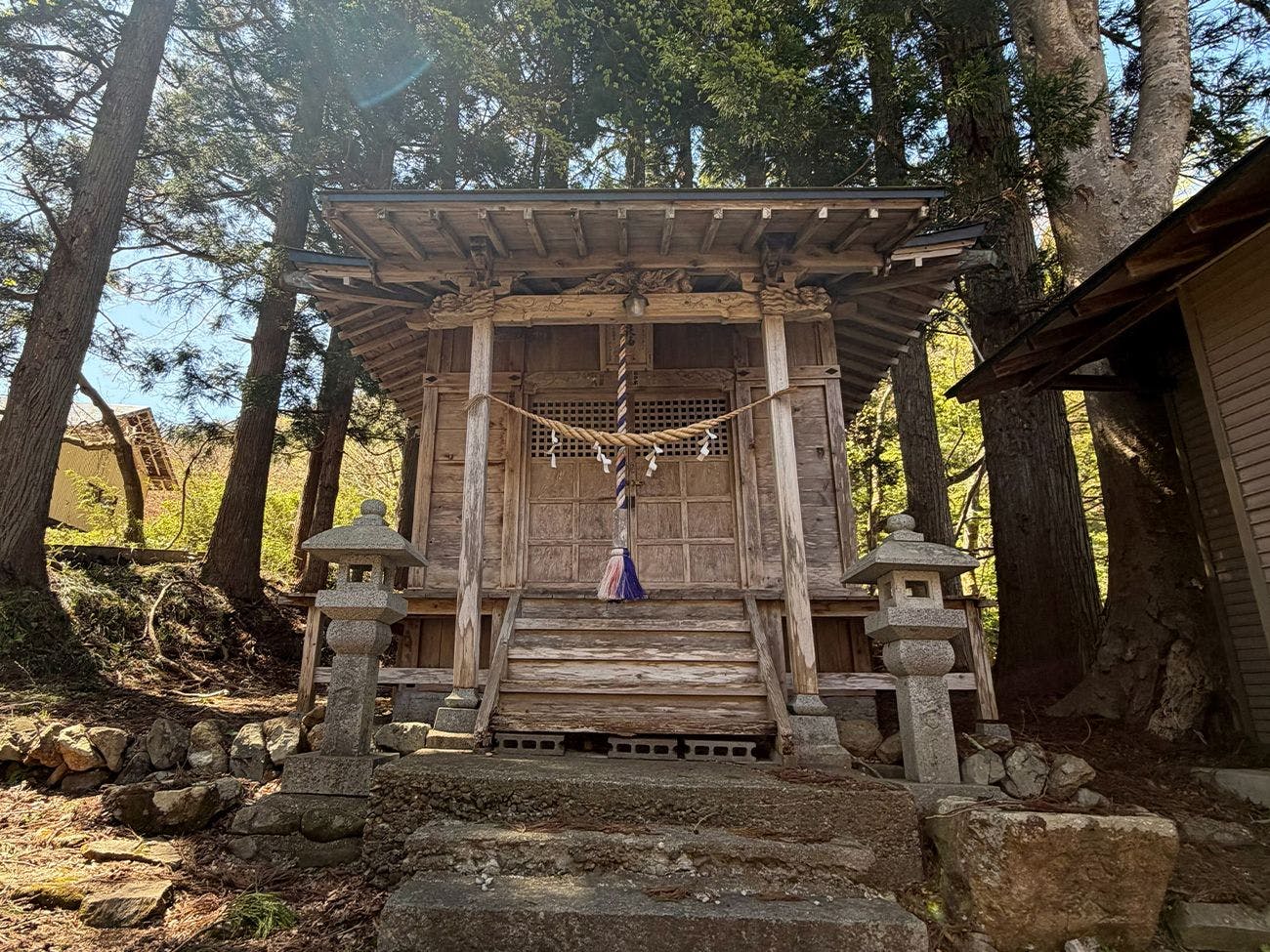温泉神社（徒歩1分