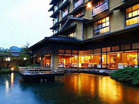 水庭の旅籠すみよし館