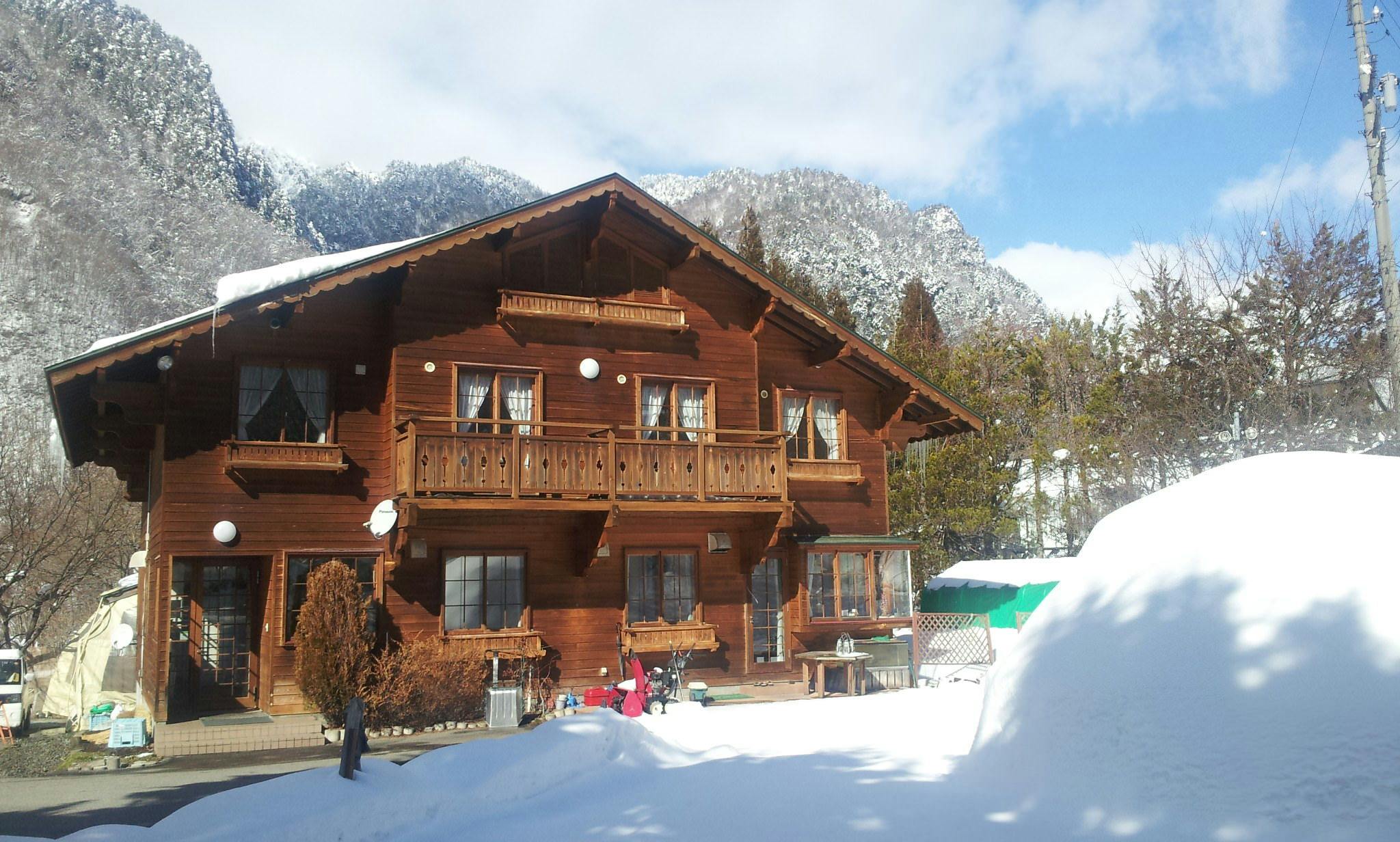 สวนของเรามีอิกลูส่วนตัว