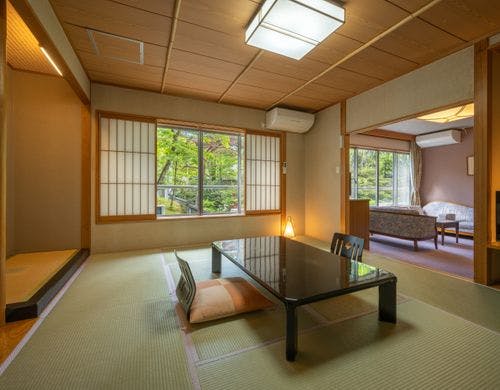 リビング付和室「吾も紅」