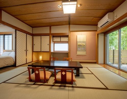 坪庭付き　リニューアル客室しゃくなげ