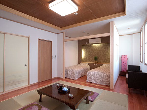 ベット付きの特別和室