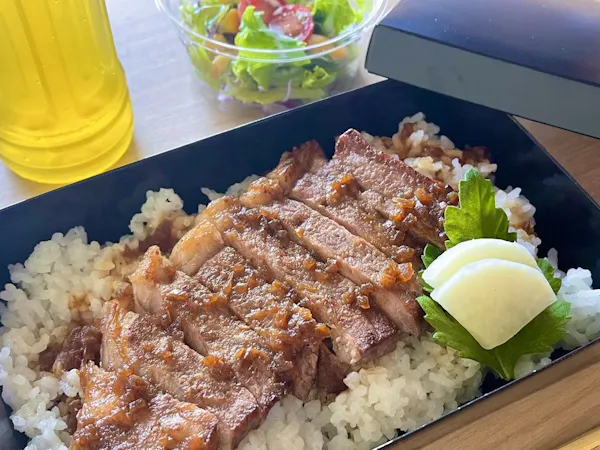 【夕食は熊野牛ステーキ弁当】お部屋でのんびり・朝食なしで自由な旅スタイル~