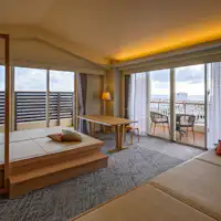 ห้องพักแบบญี่ปุ่นสำหรับกลุ่ม