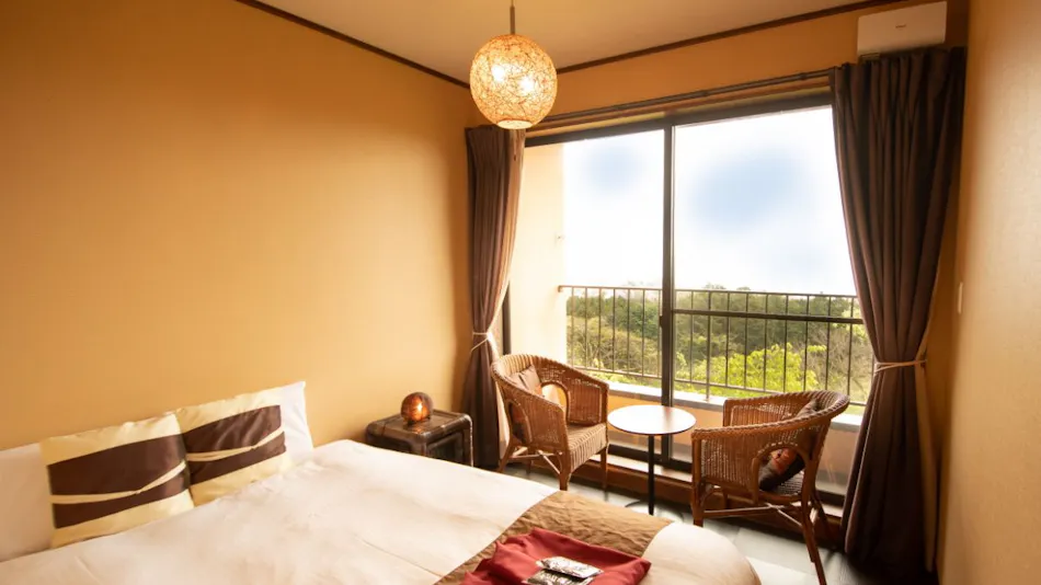 Small Asian Inn with Ocean View Rooms and Private Open-Air Bath Rakuyado Hanahana
