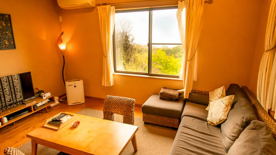 Small Asian Inn with Ocean View Rooms and Private Open-Air Bath Rakuyado Hanahana