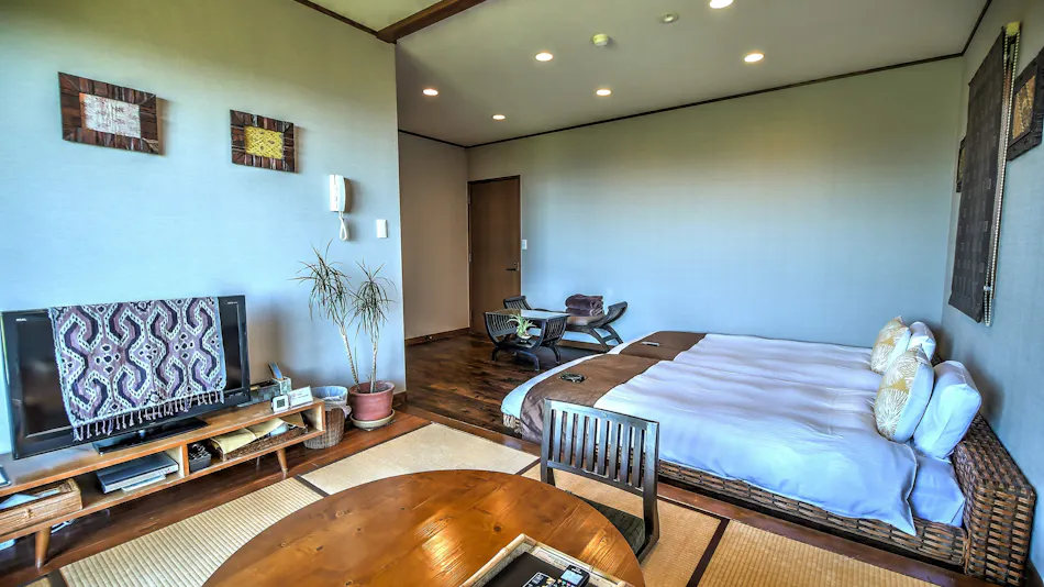 Small Asian Inn with Ocean View Rooms and Private Open-Air Bath Rakuyado Hanahana