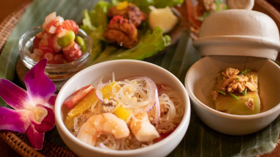 Small Asian Inn with Ocean View Rooms and Private Open-Air Bath Rakuyado Hanahana