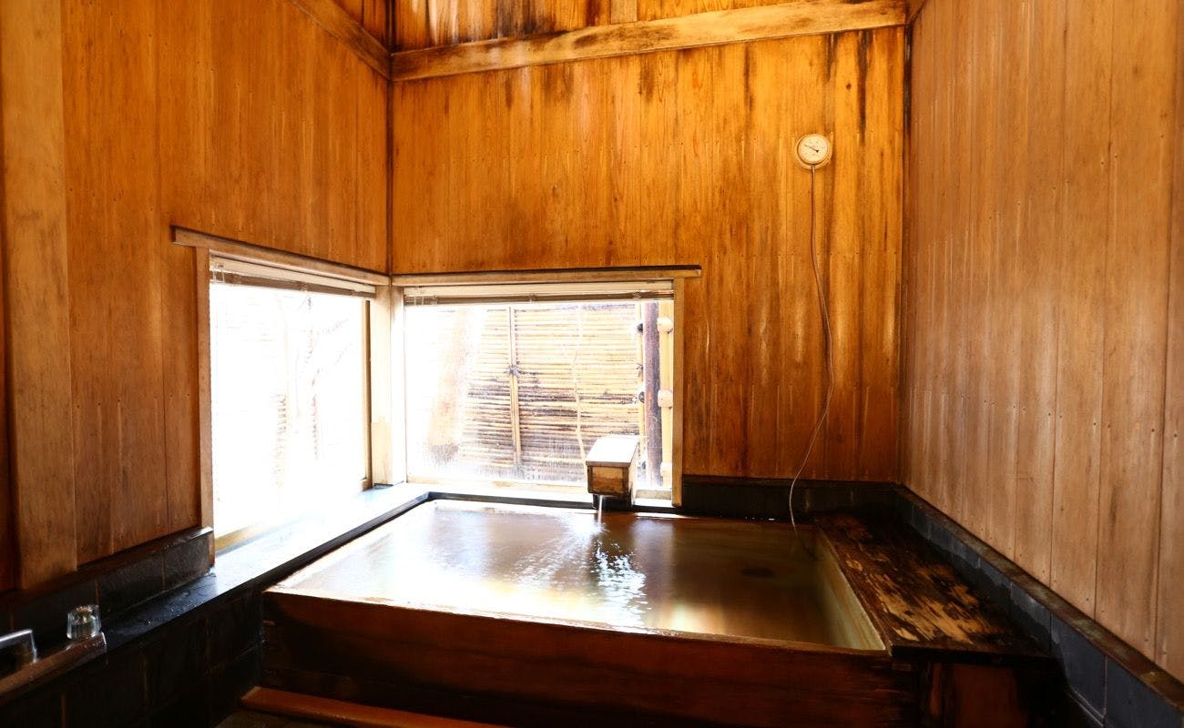 湯宿 和泉屋善兵衛