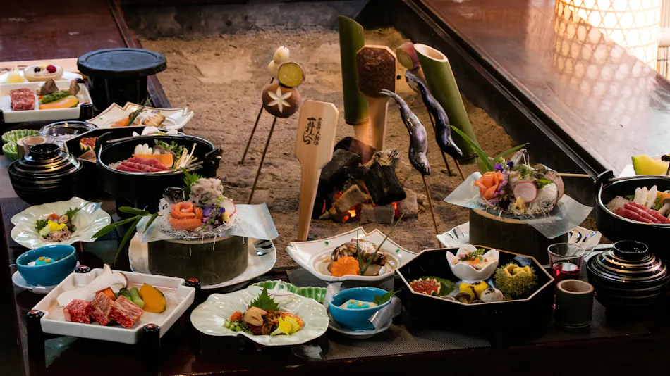Honke Bankyu - Heike Legend Kazurabashi Inn