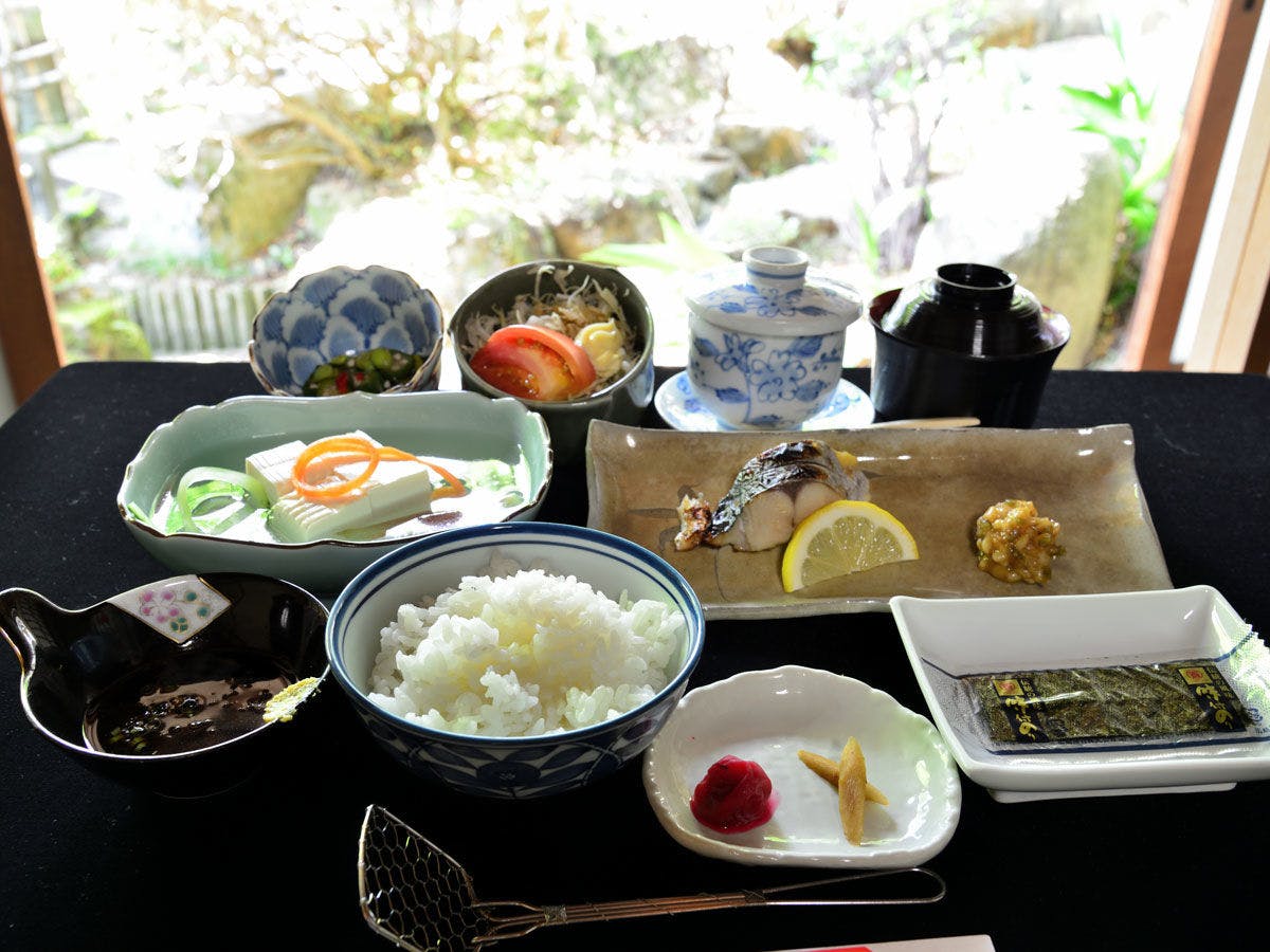庭園旅館　備後屋