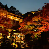 葱屋陵楓閣外觀(秋季)