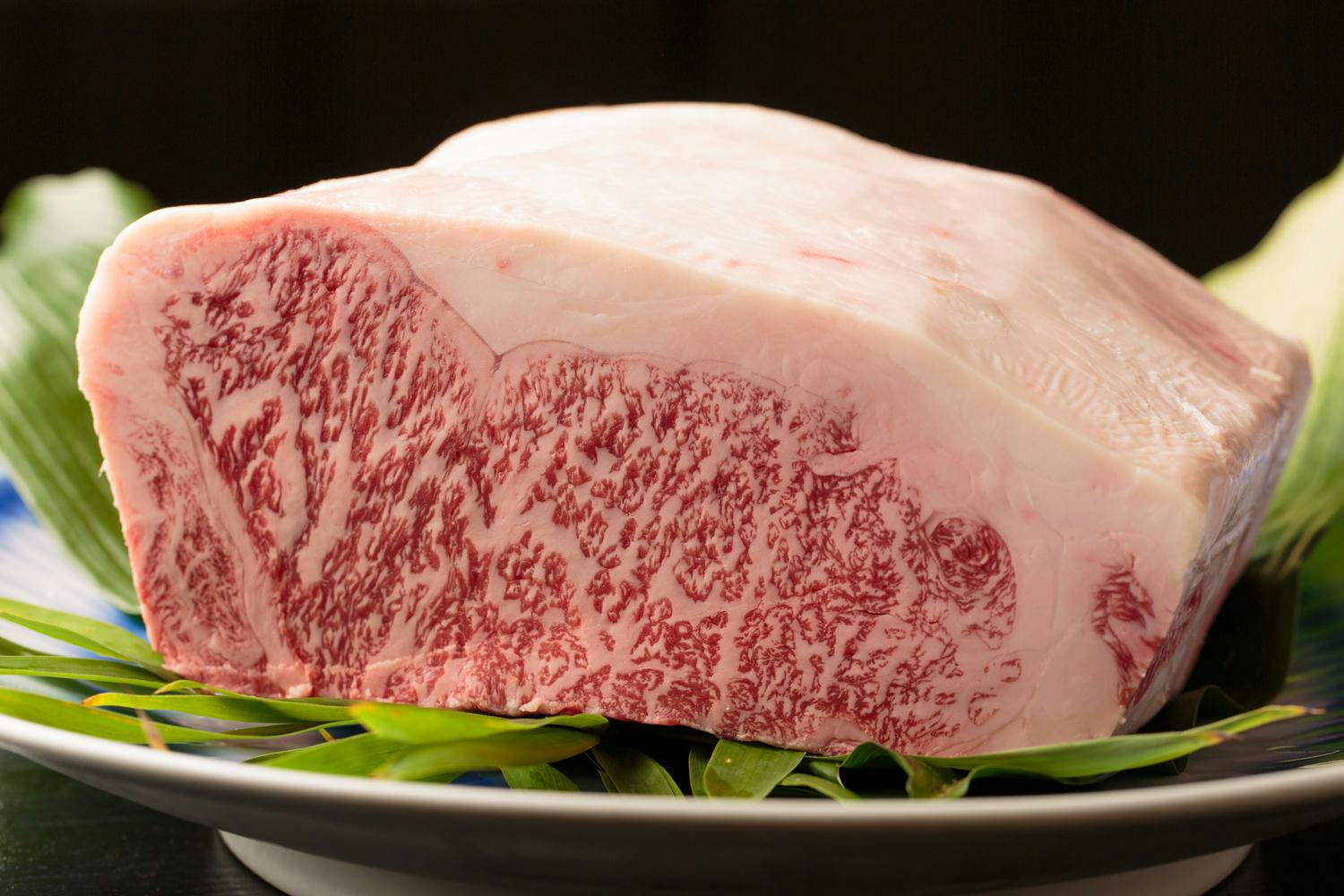 【当館最上級料理】職人が目の前で焼き上げる贅沢な演出で「お肉」も「海鮮」も「高級食材」がめじろ押し！