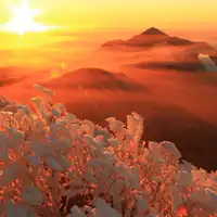 Musim sejuk di Gunung Kirishima. Perjalanan Mata air panas musim sejuk yang menenangkan jiwa.