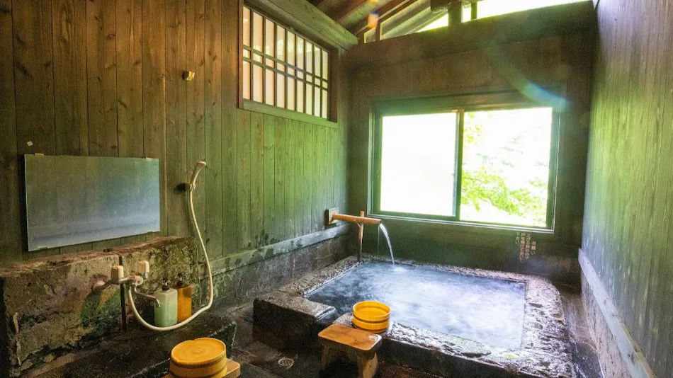 Ryokan Shirataki