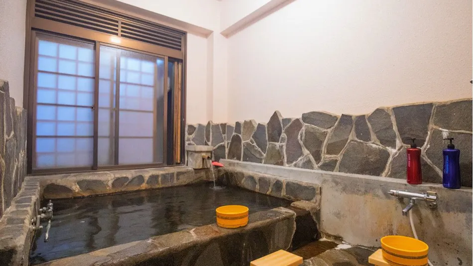 Ryokan Shirataki
