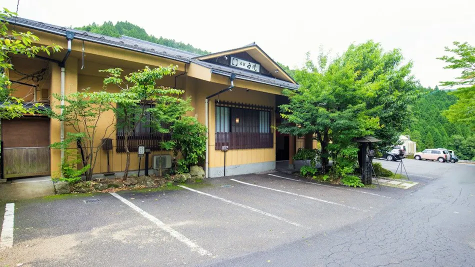 Ryokan Shirataki