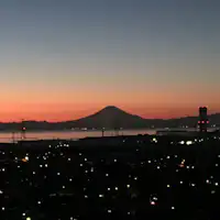 หากอากาศดี คุณยังสามารถมองเห็นภูเขาไฟฟูจิได้