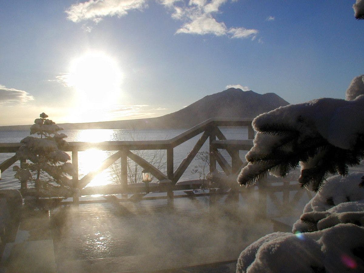 奥札幌の秘湯　湖畔の宿支笏湖　丸駒温泉旅館