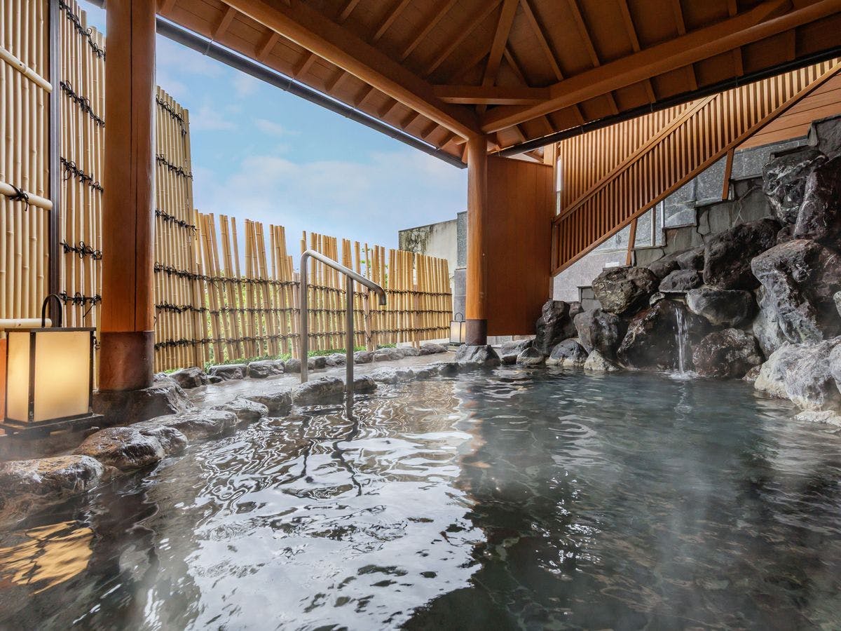 【Tempat Mandi Awam Besar】Mandian terbuka untuk bersantai sambil menikmati pemandangan bintang-bintang