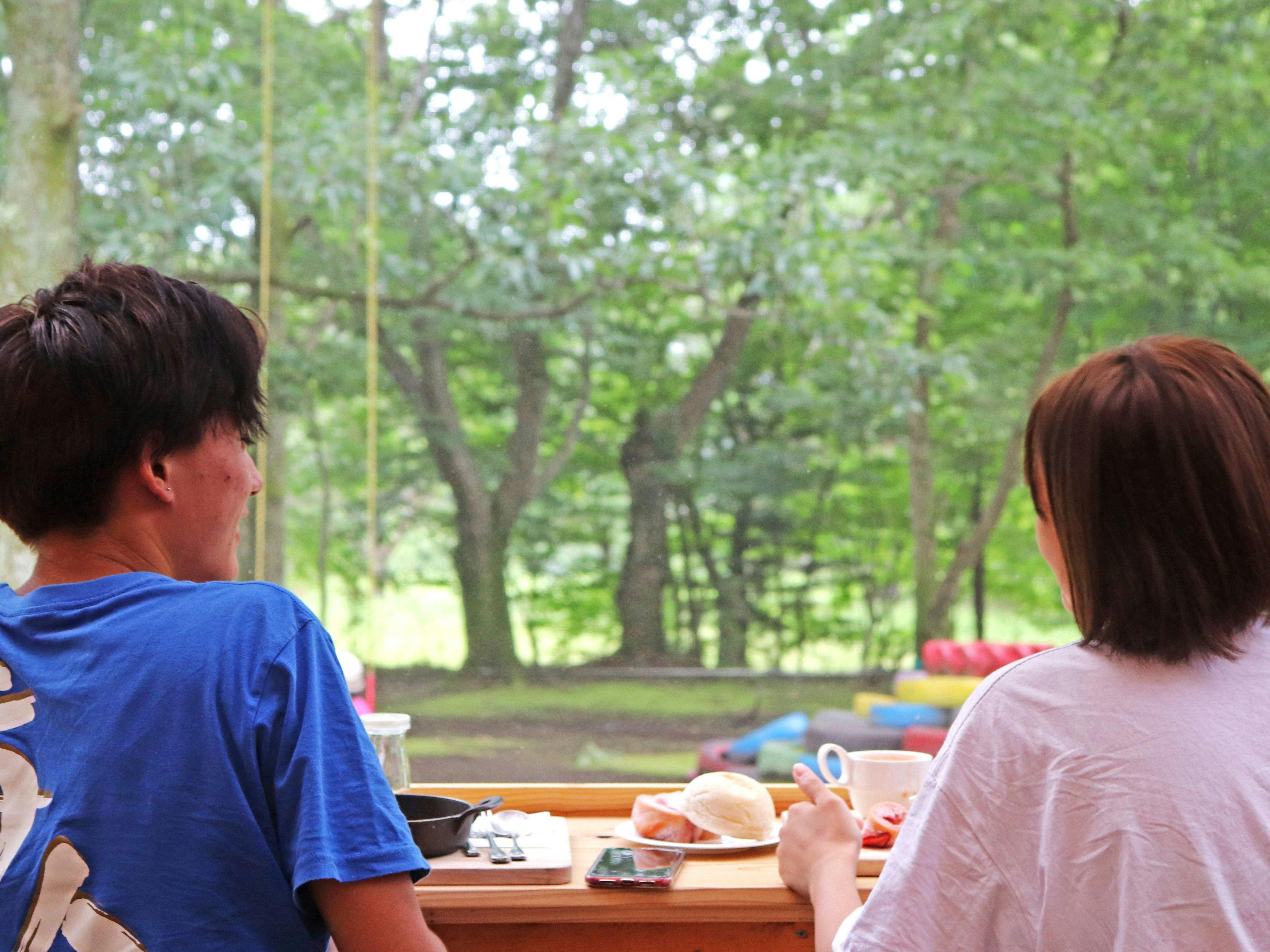 请慢慢享用您的餐点。