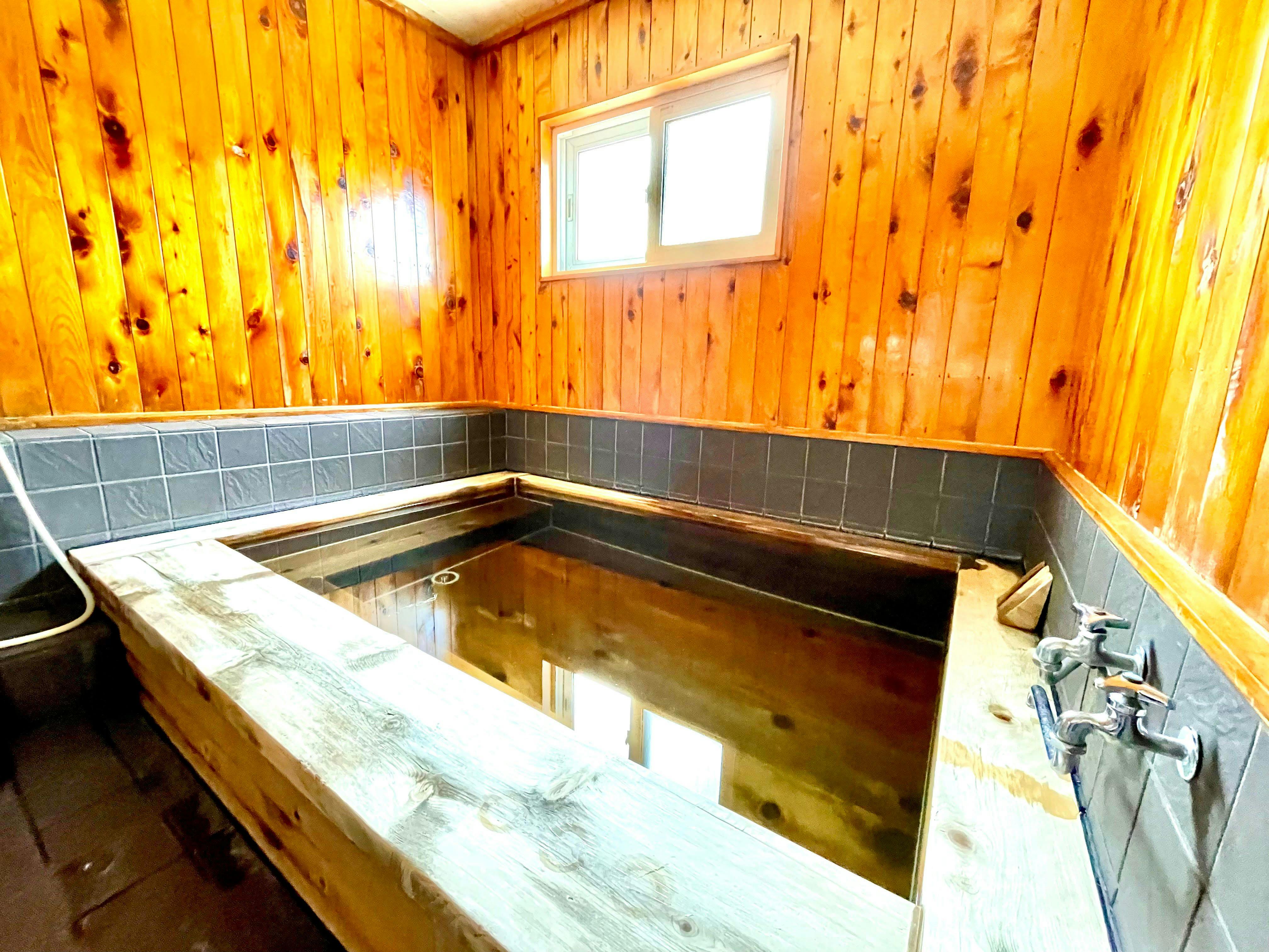 Bak mandi kayu Hinoki