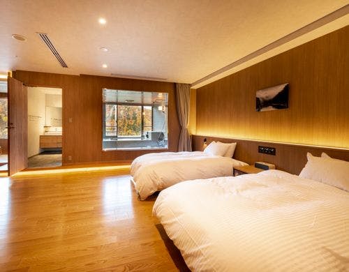 体が芯から温まる温泉を客室で満喫。