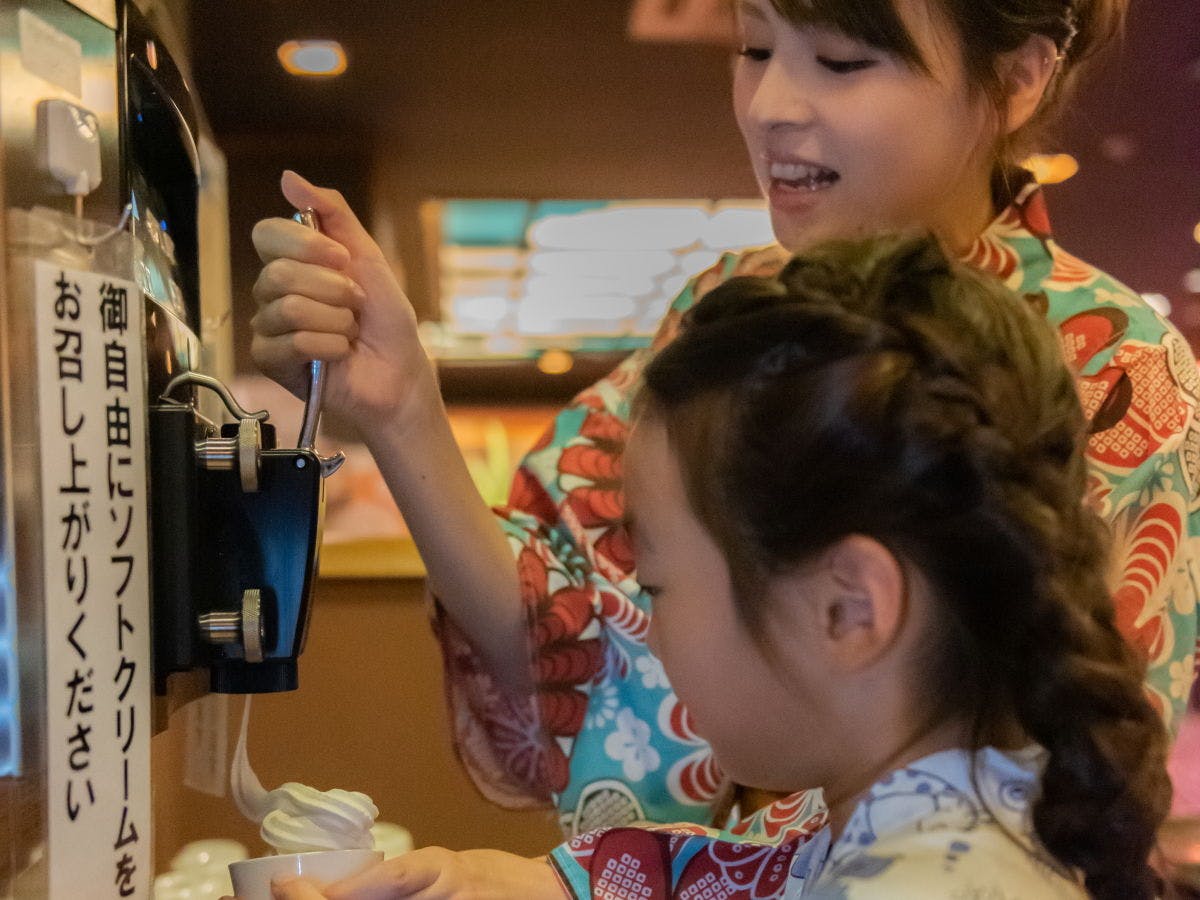 <Buffet Makanan Penutup> Es Krim Lembut