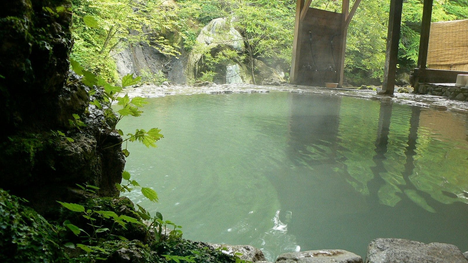 白骨公共野天風呂