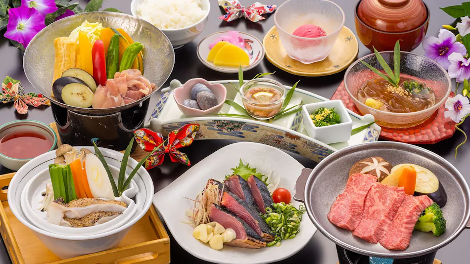 Tosa Gyoen: Traditional Inn with Heartfelt Gourmet Cuisine