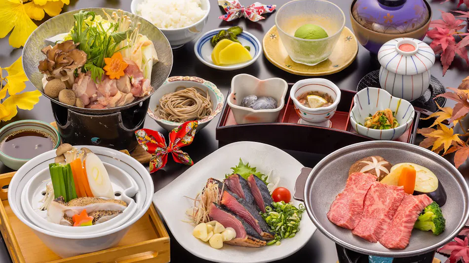 Tosa Gyoen: Traditional Inn with Heartfelt Gourmet Cuisine