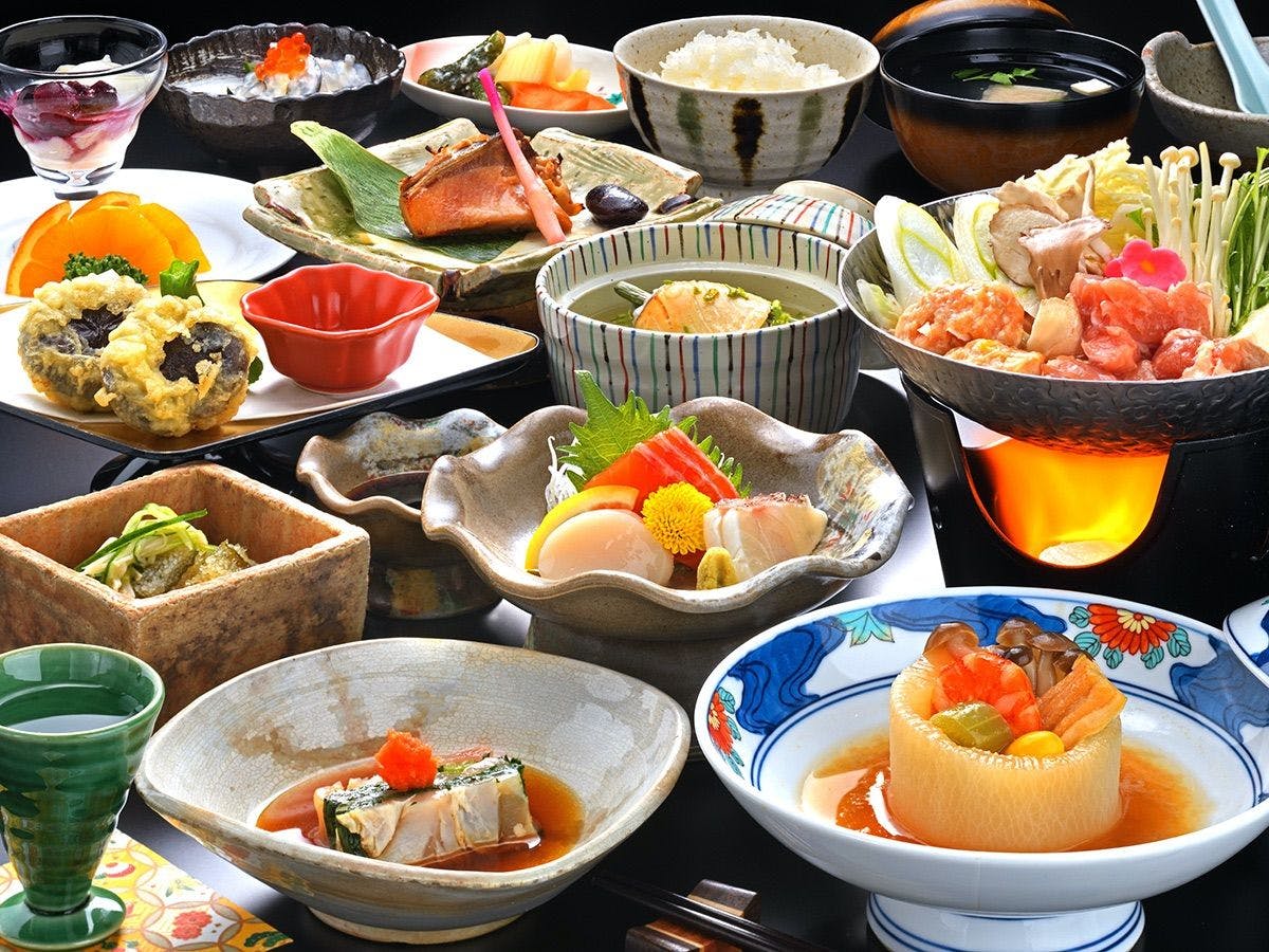 創作料理が自慢の宿　会津　喜多方　熱塩温泉　山形屋