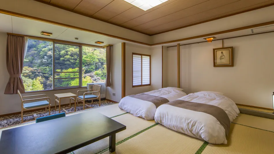 Shimobe Hotel
