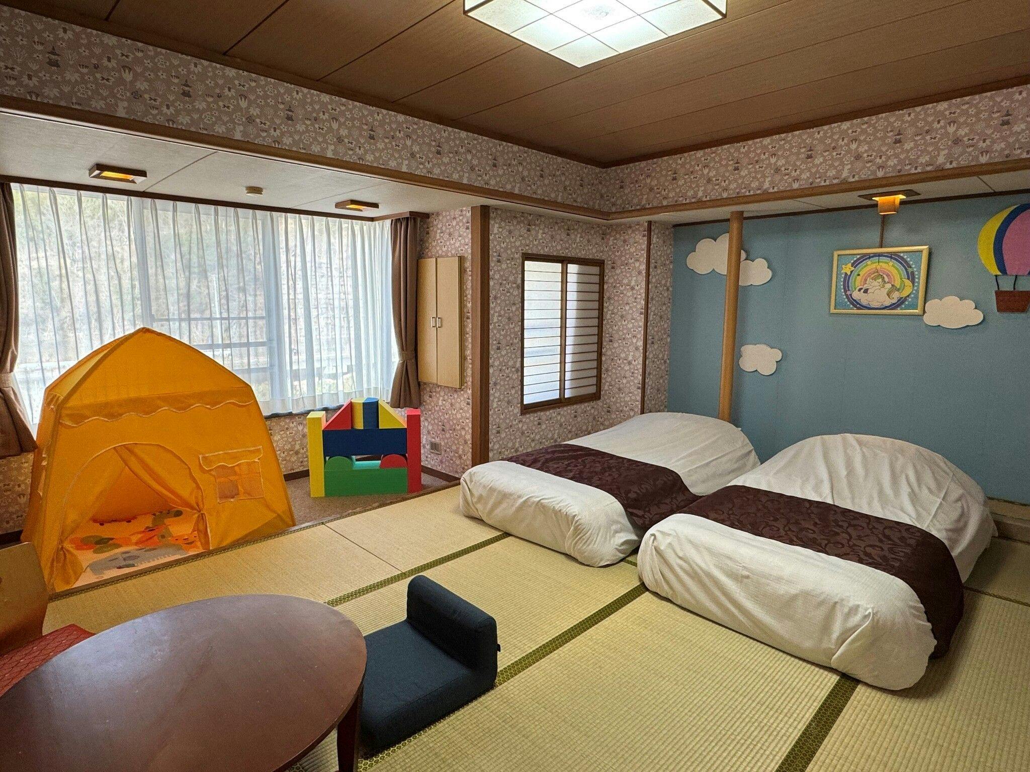 Shimobe Hotel