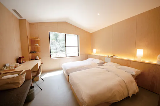 2024年リニューアル!無垢の檜が香る洋室。