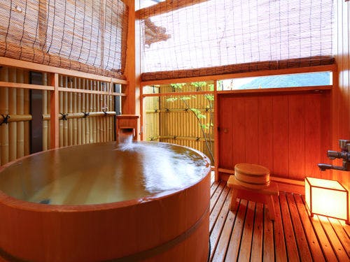 千両の客室露天風呂